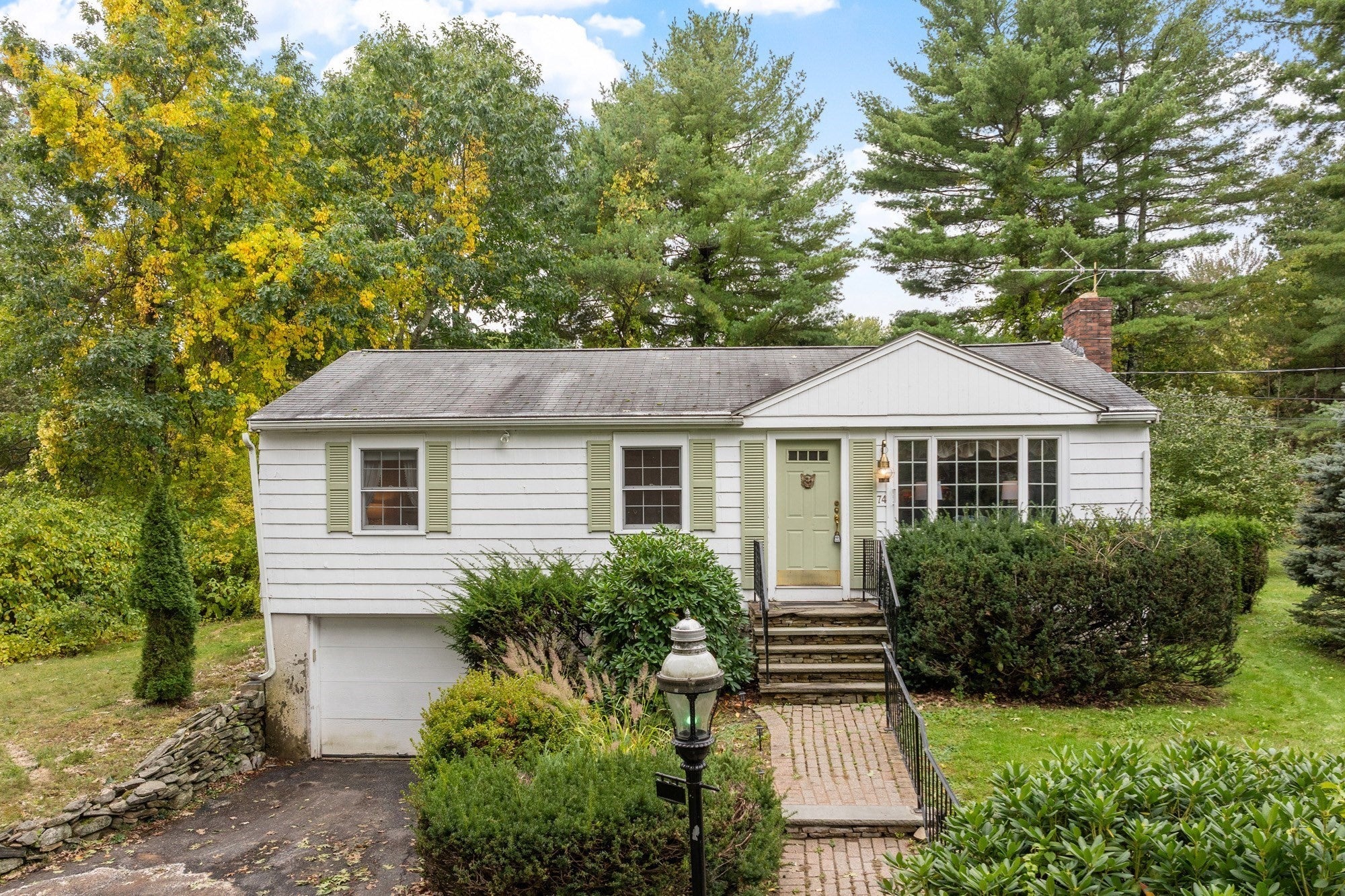 Photo of 74 Davidson Rd, Boxborough, MA