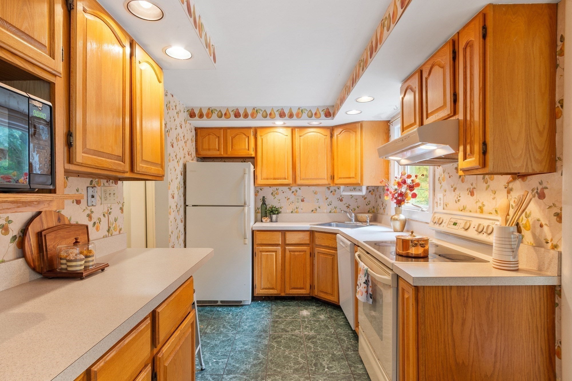 74 Davidson Rd, Boxborough, MA Photo #12