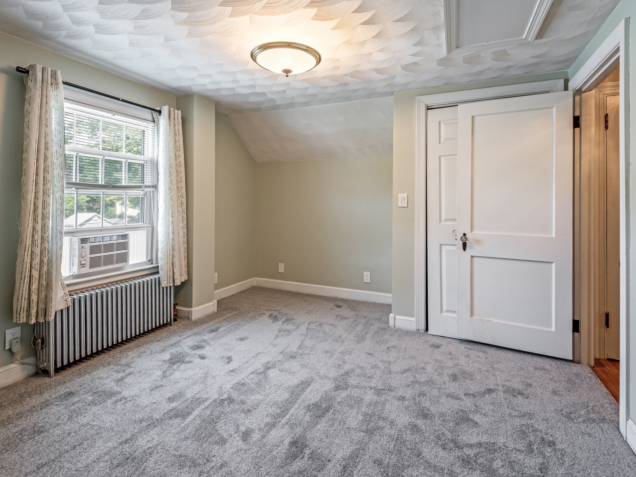 422 Mill St, Worcester, MA, 422 Mill St, Worcester, MA Photo #21