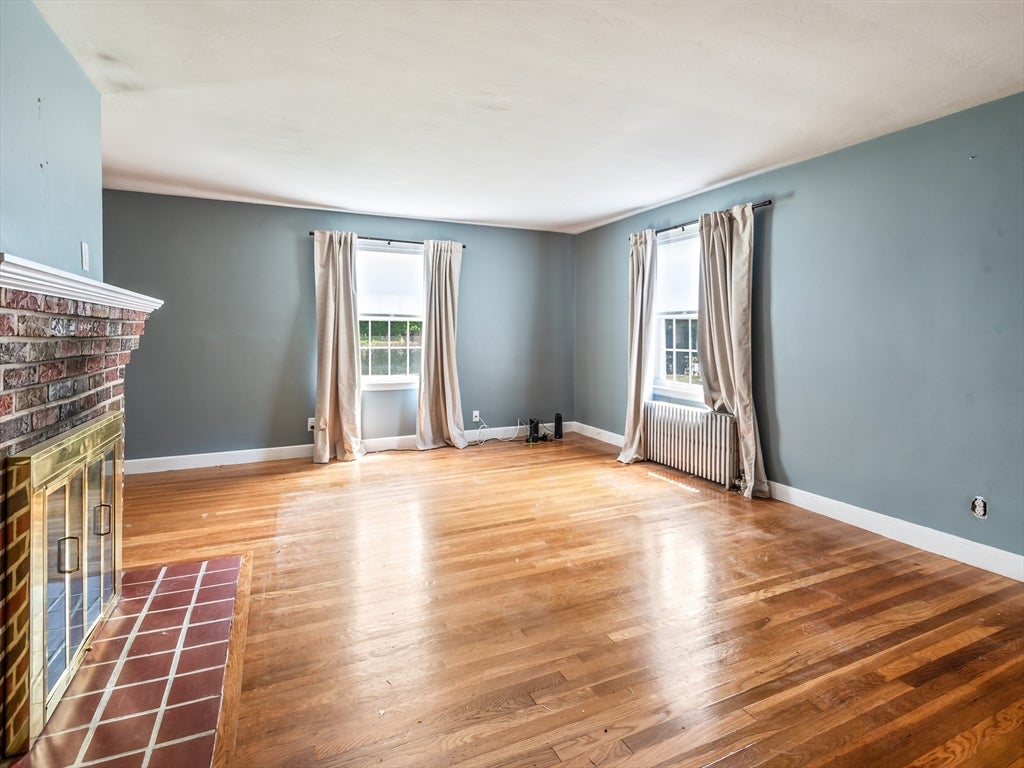 422 Mill St, Worcester, MA, 422 Mill St, Worcester, MA Photo #8