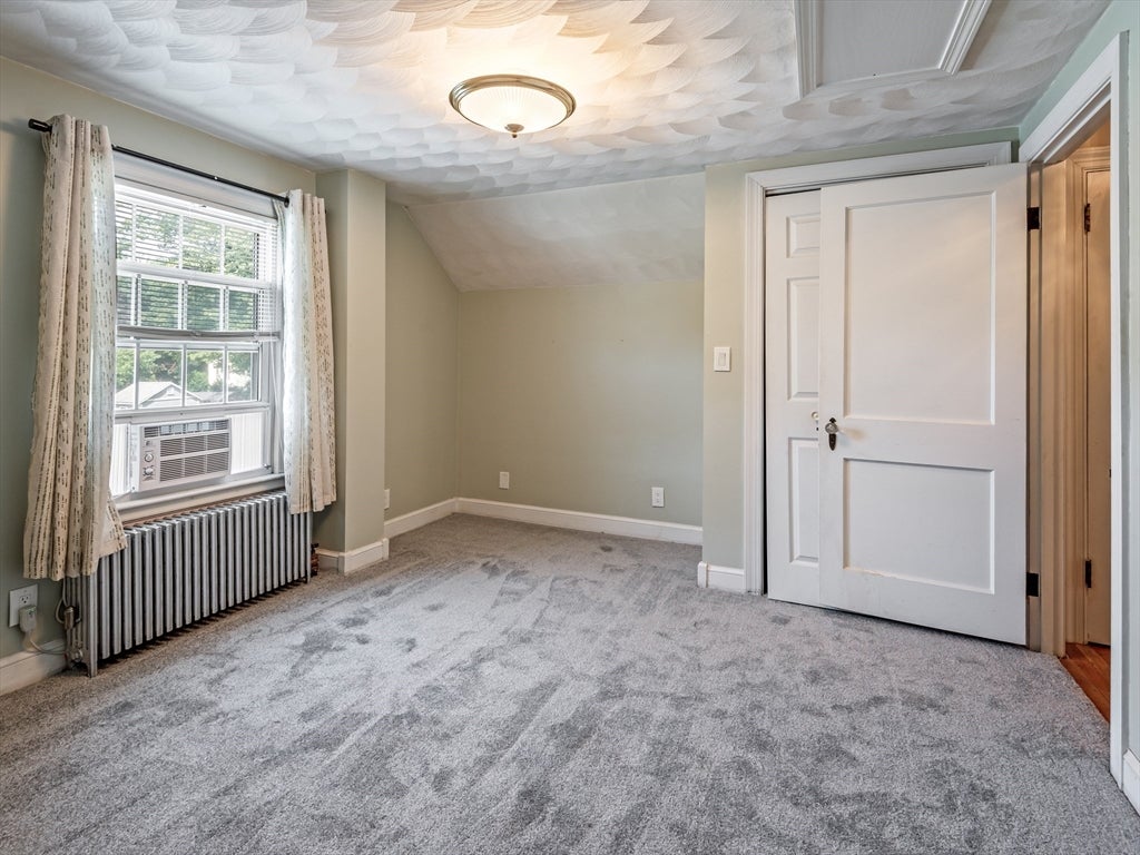 422 Mill St, Worcester, MA, 422 Mill St, Worcester, MA Photo #21