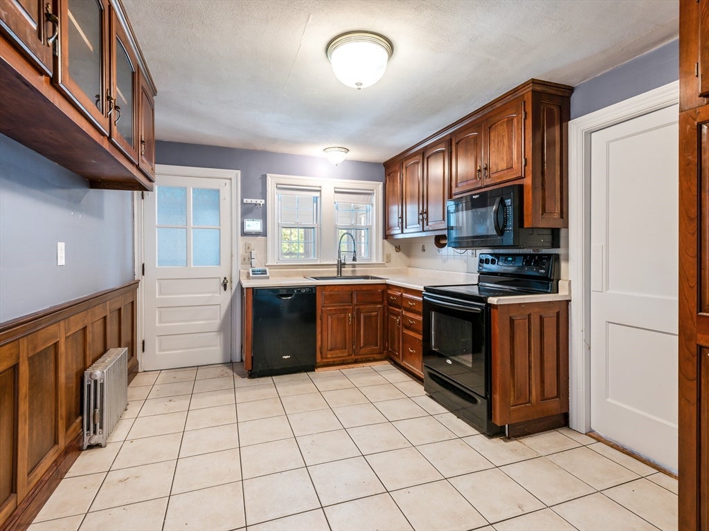 422 Mill St, Worcester, MA, 422 Mill St, Worcester, MA Photo #9