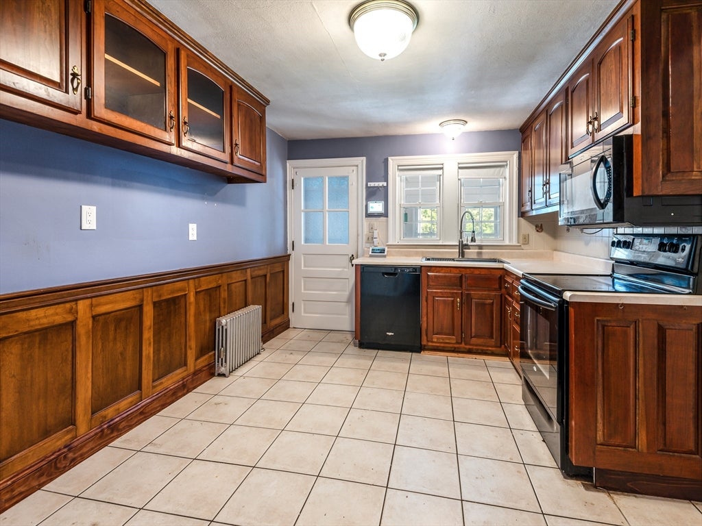 422 Mill St, Worcester, MA, 422 Mill St, Worcester, MA Photo #10