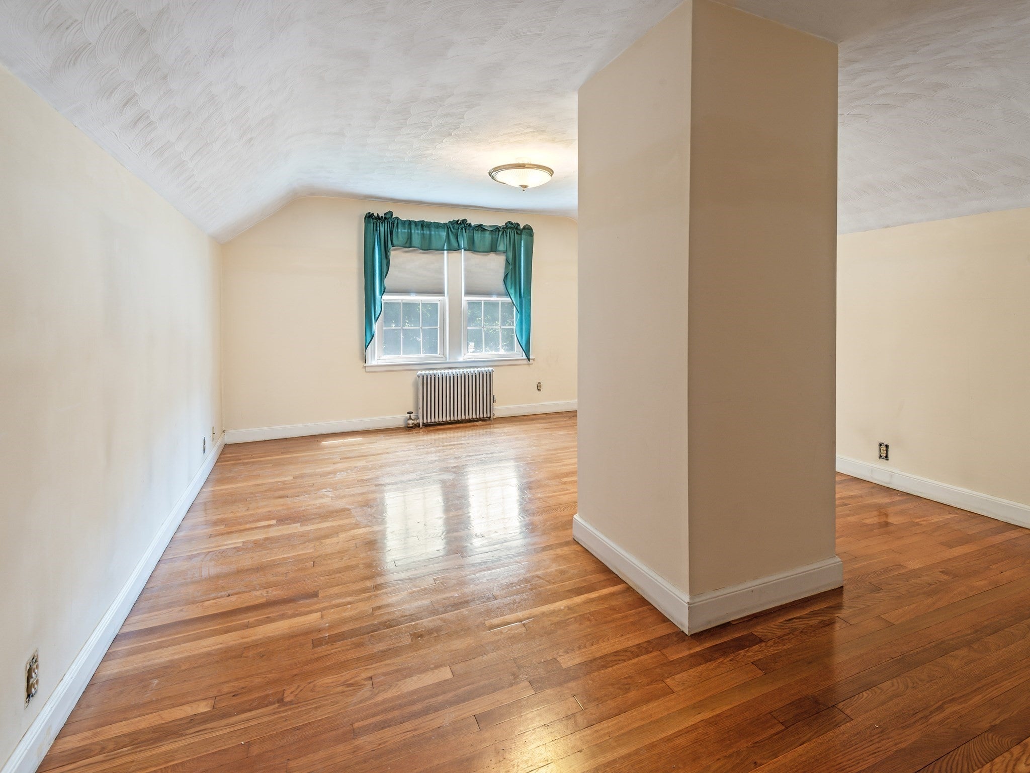 422 Mill St, Worcester, MA, 422 Mill St, Worcester, MA Photo #23