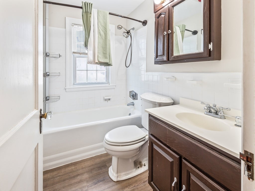 422 Mill St, Worcester, MA, 422 Mill St, Worcester, MA Photo #17