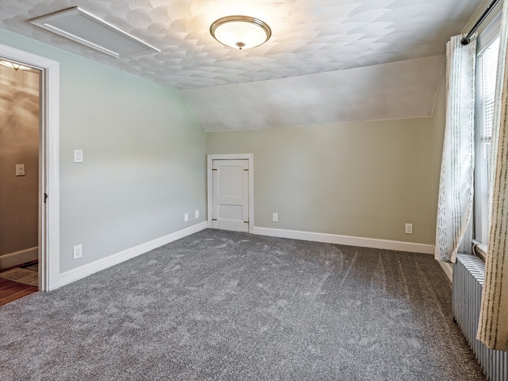 422 Mill St, Worcester, MA, 422 Mill St, Worcester, MA Photo #22