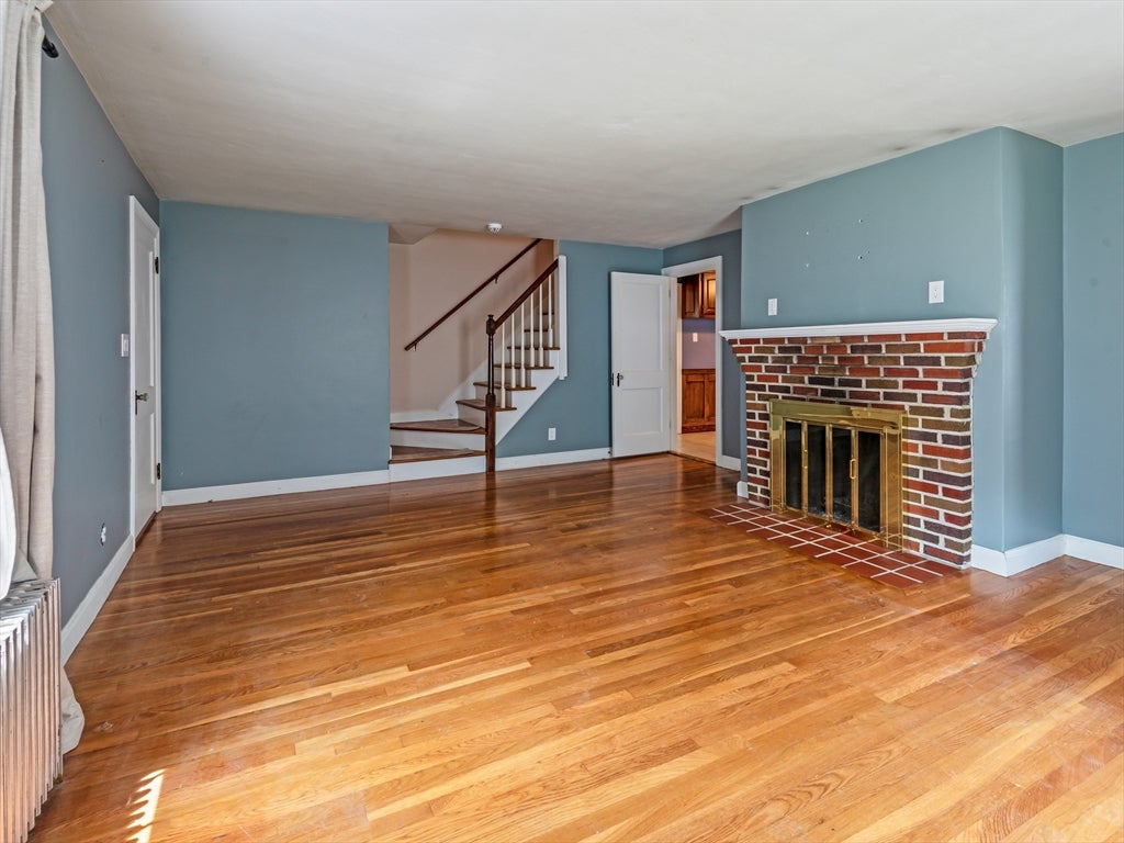 422 Mill St, Worcester, MA, 422 Mill St, Worcester, MA Photo #4