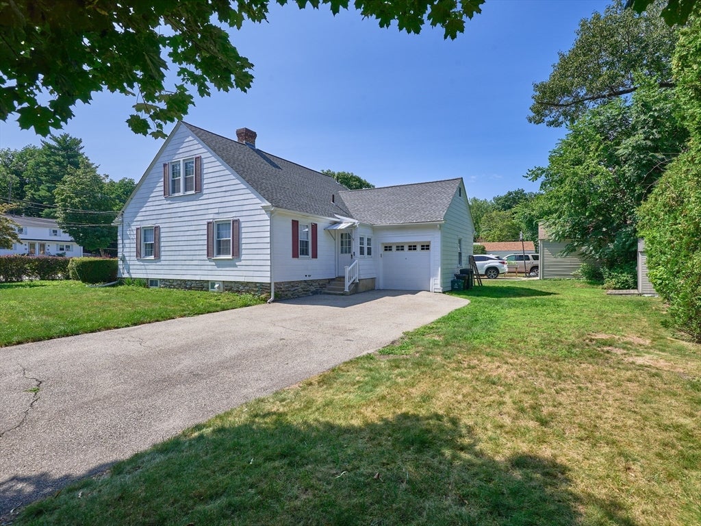 422 Mill St, Worcester, MA, 422 Mill St, Worcester, MA Photo #2