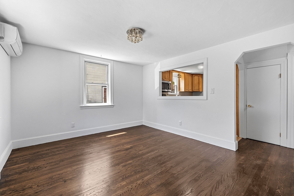28 N Mountain Ave