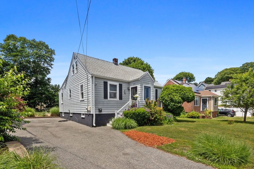 28 N Mountain Ave