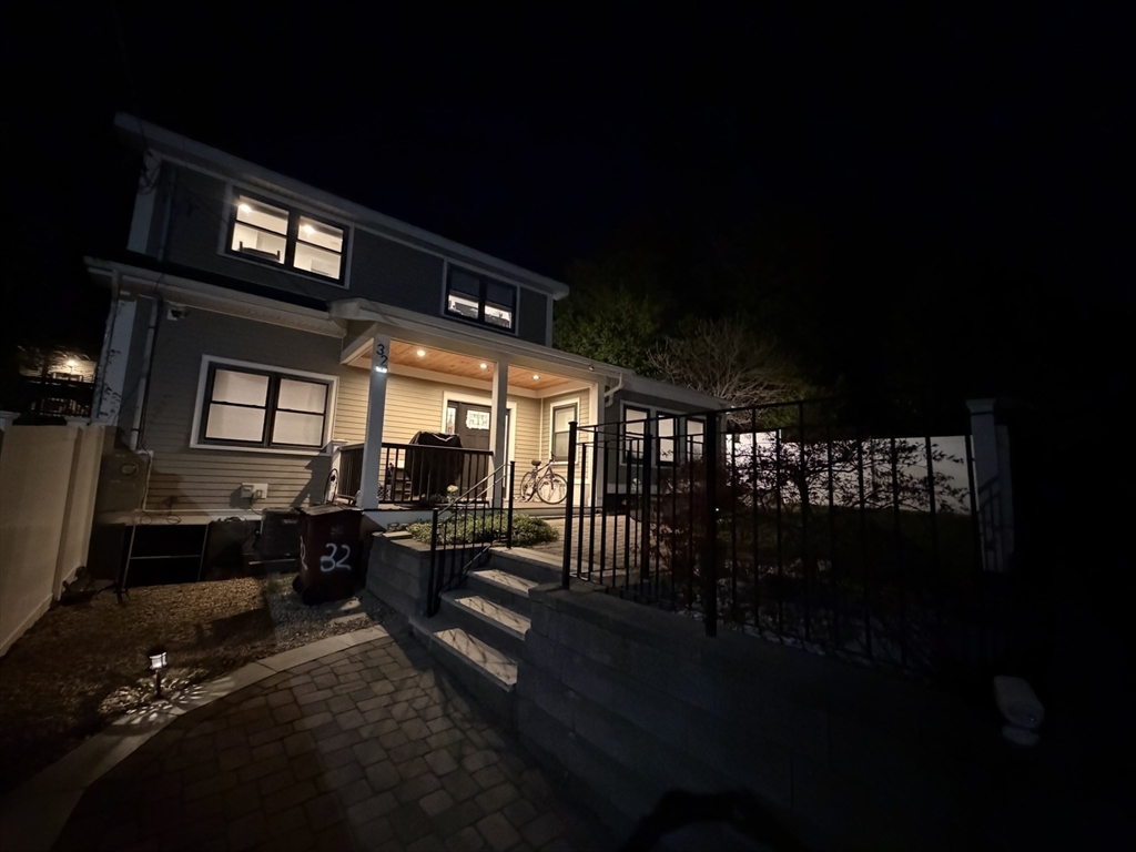 32 Fremont Ave