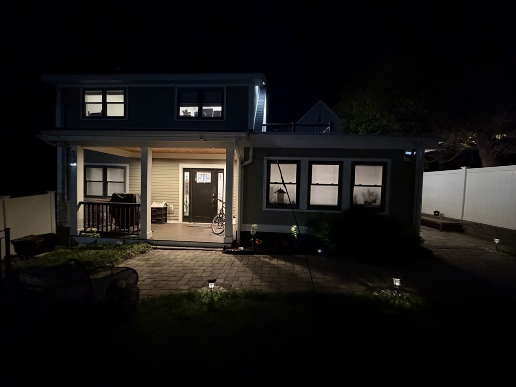 32 Fremont Ave