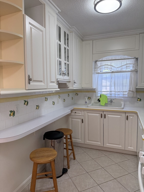 Boston, Massachusetts 02135, United States, 2 Bedrooms Bedrooms, ,1 BathroomBathrooms,Residential,Active,211819