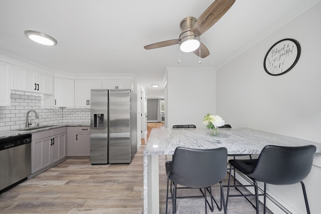 104 Roper St B