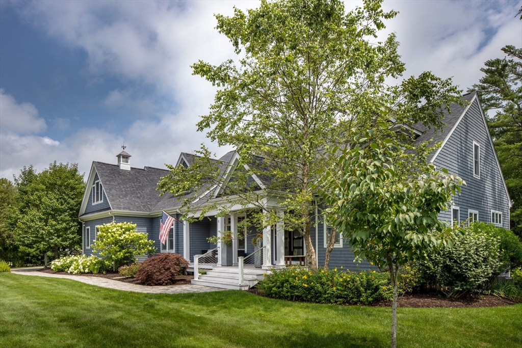 4 Beech Tree Ln
