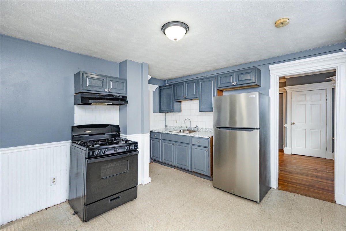 152 Lawrence St, Malden, MA Photo #9
