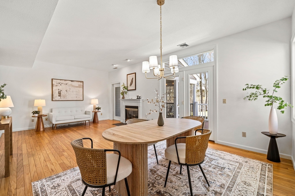 25 Pond Lane 25