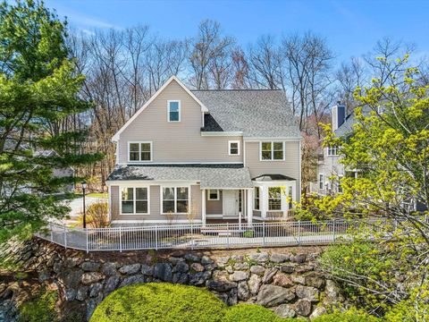 25 Pond Lane 25 Burlington MA 01803