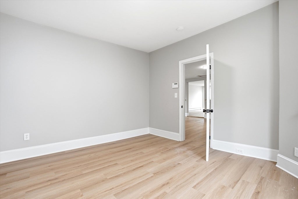 113 Liberty St, Lowell, MA, 113 Liberty St, Lowell, MA Photo #23
