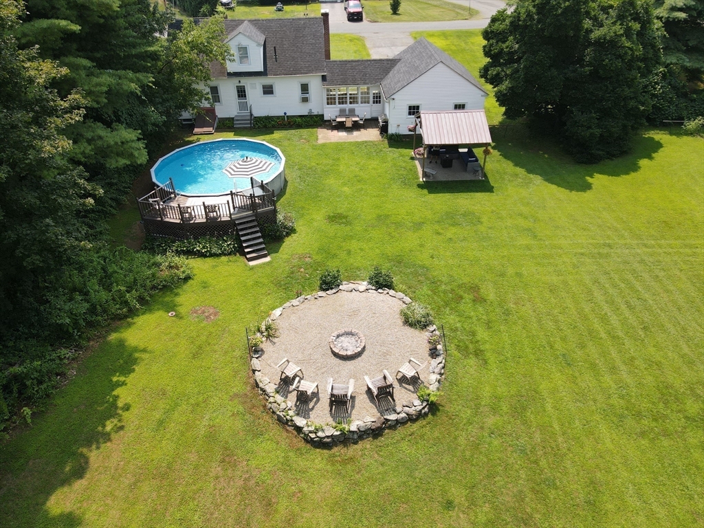 84 Thayer Rd