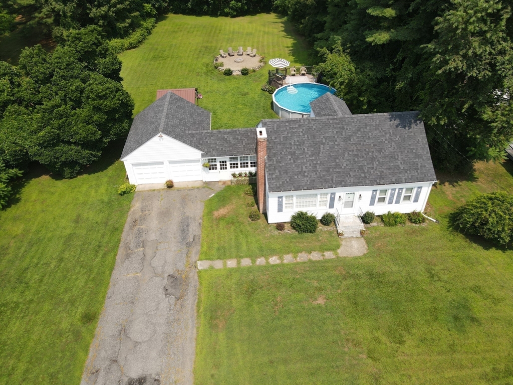 84 Thayer Rd