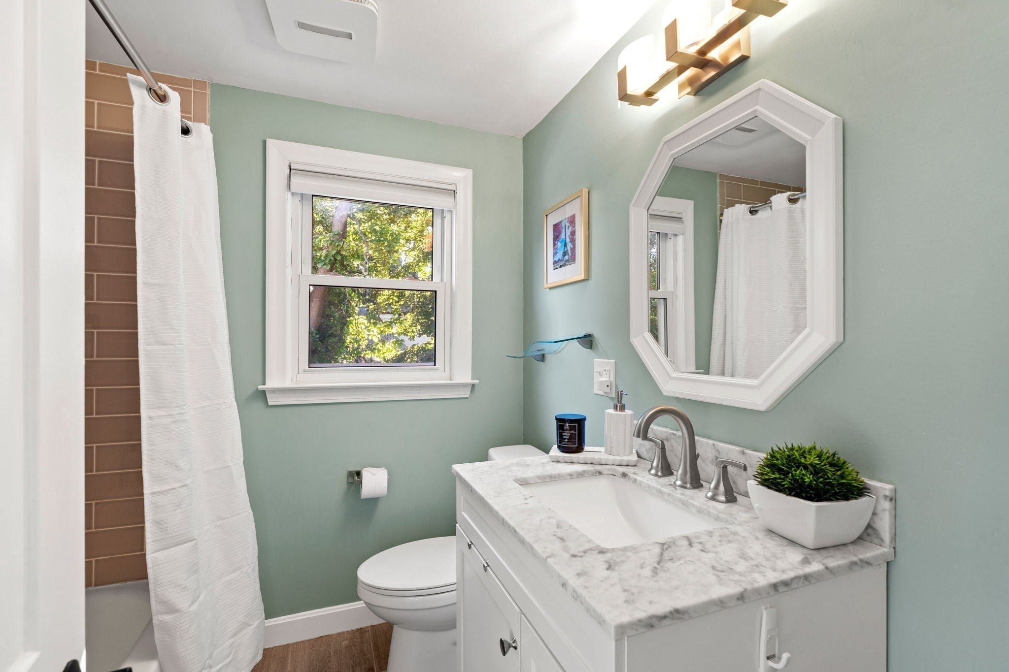 37 Andrews St, Medford, MA Photo #24