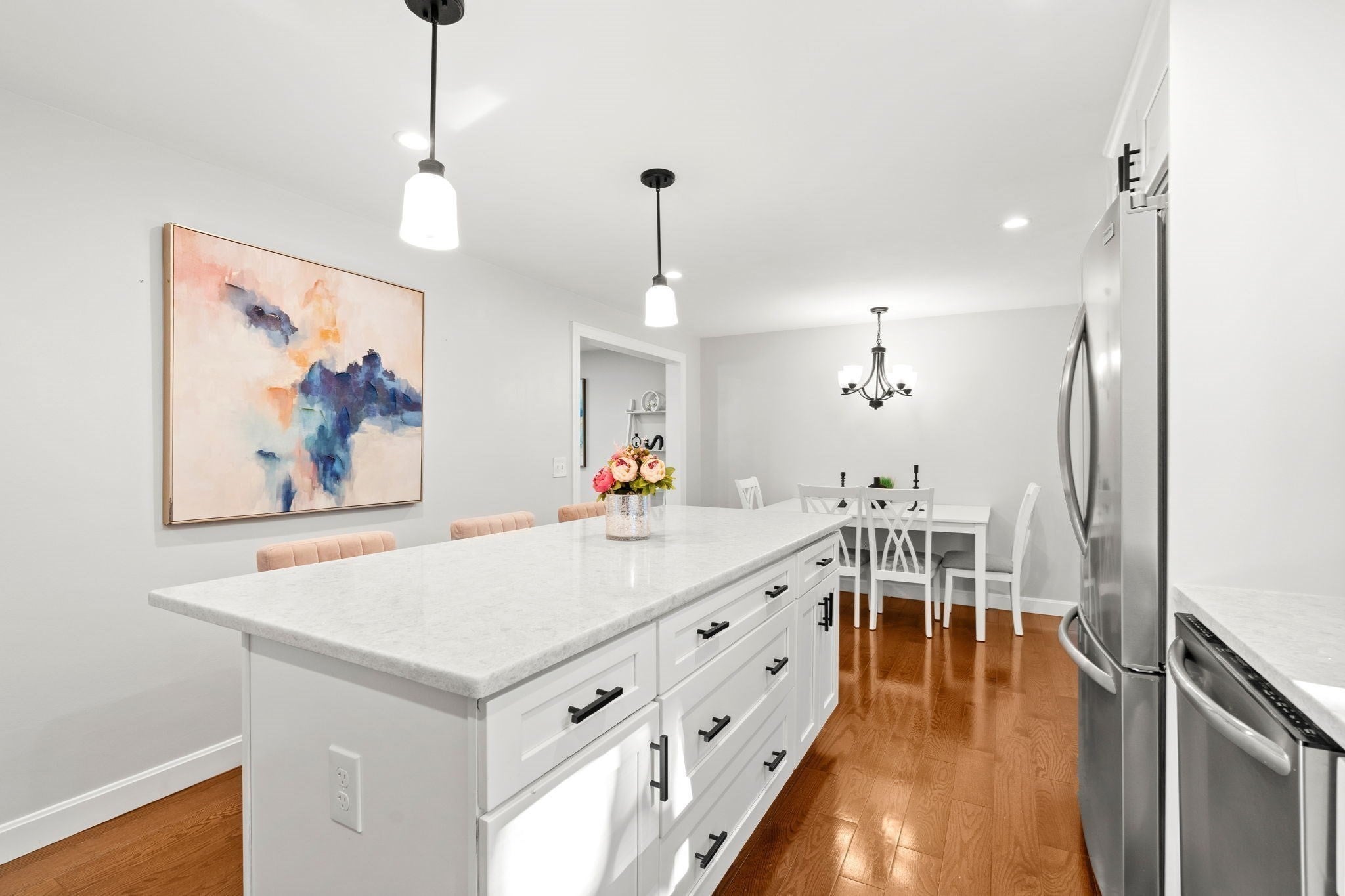 37 Andrews St, Medford, MA Photo #9
