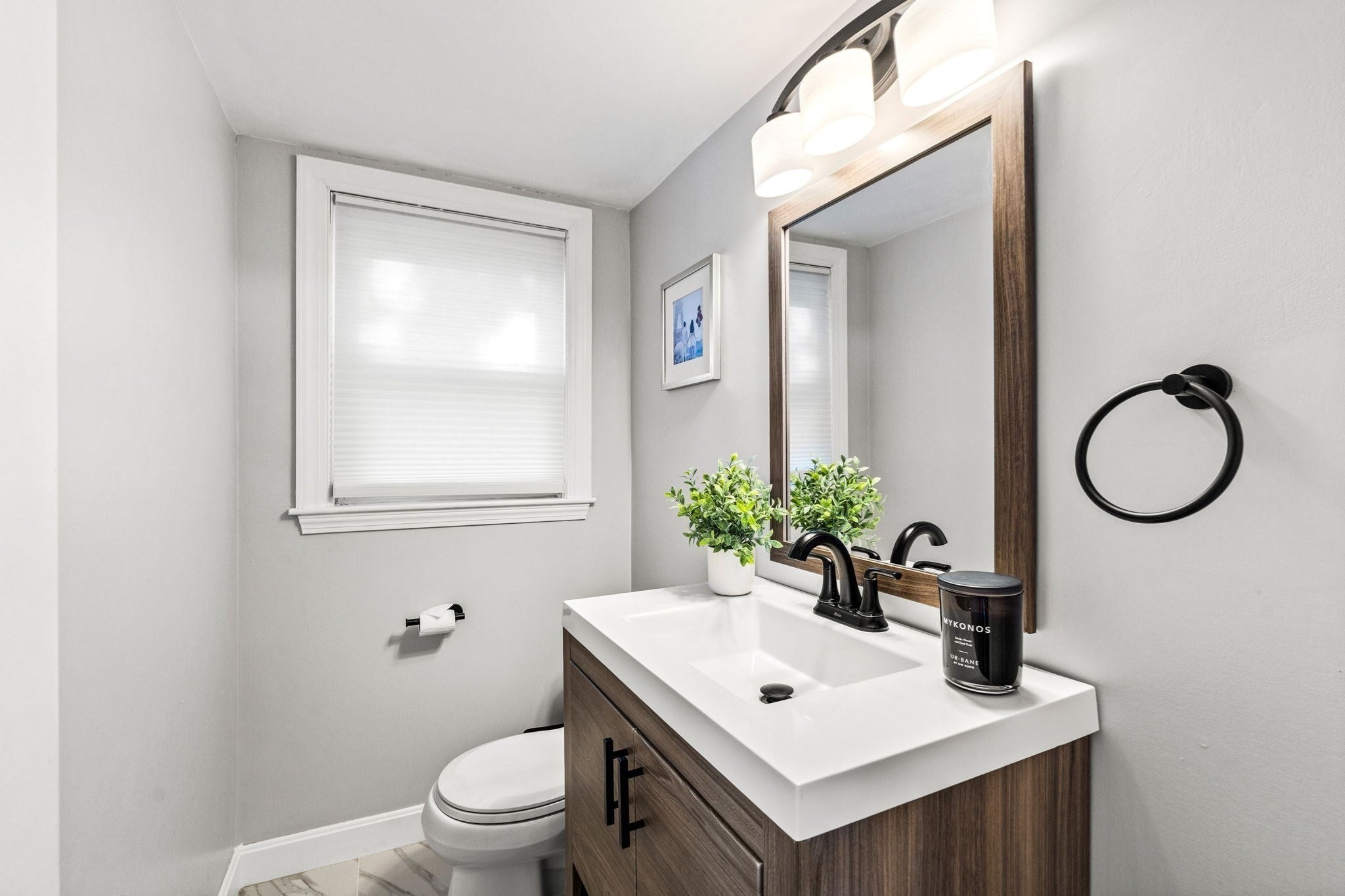 37 Andrews St, Medford, MA Photo #15