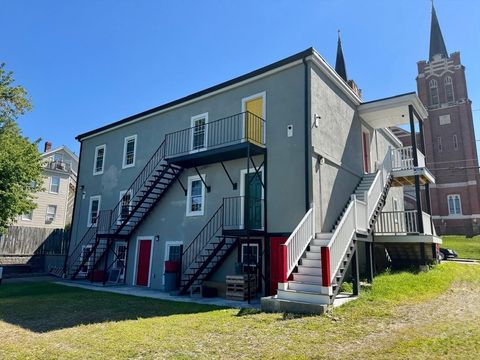 56 Whitcomb St Webster MA 01570