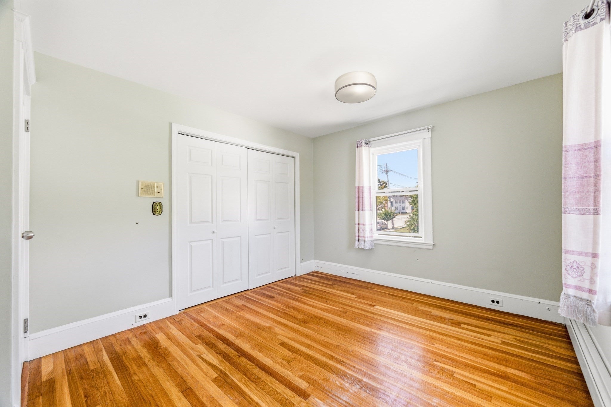 90 Standish Ave, Quincy, MA Photo #24