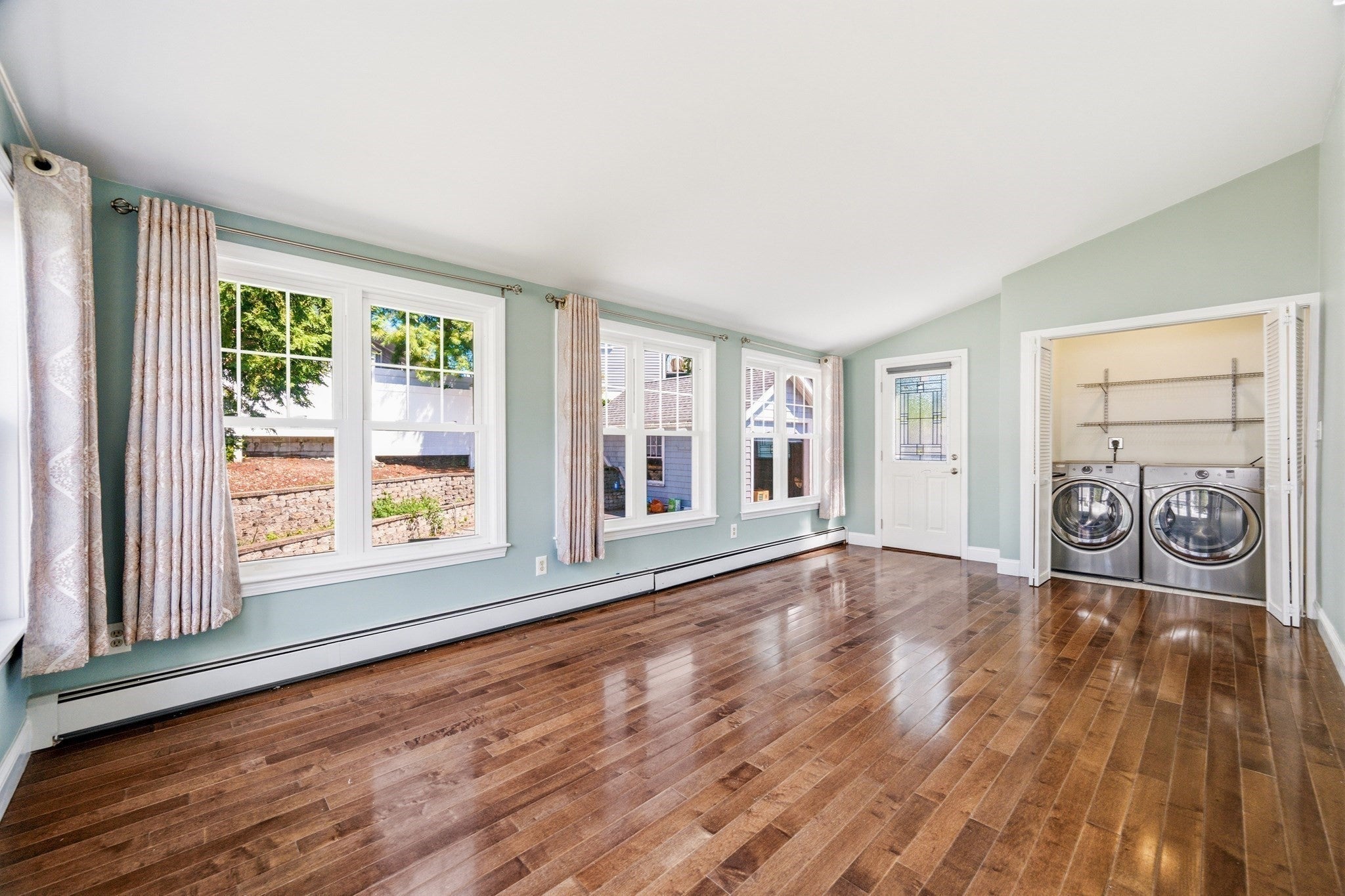 90 Standish Ave, Quincy, MA Photo #16