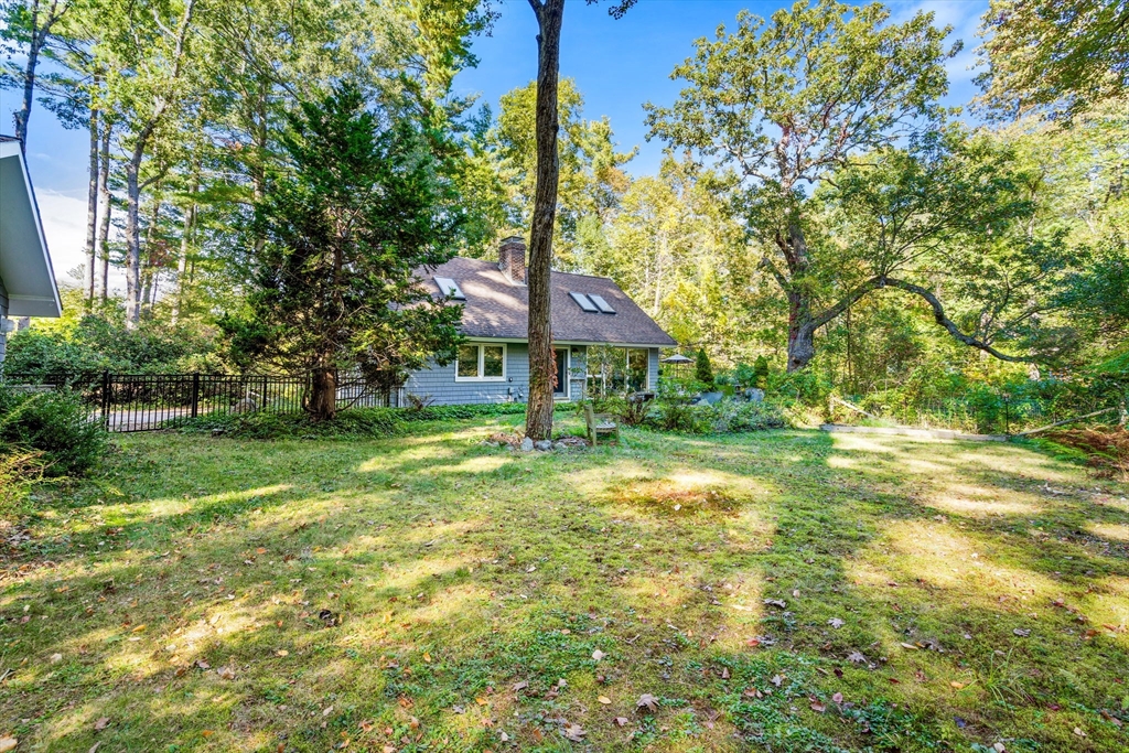 44 The Valley Road
