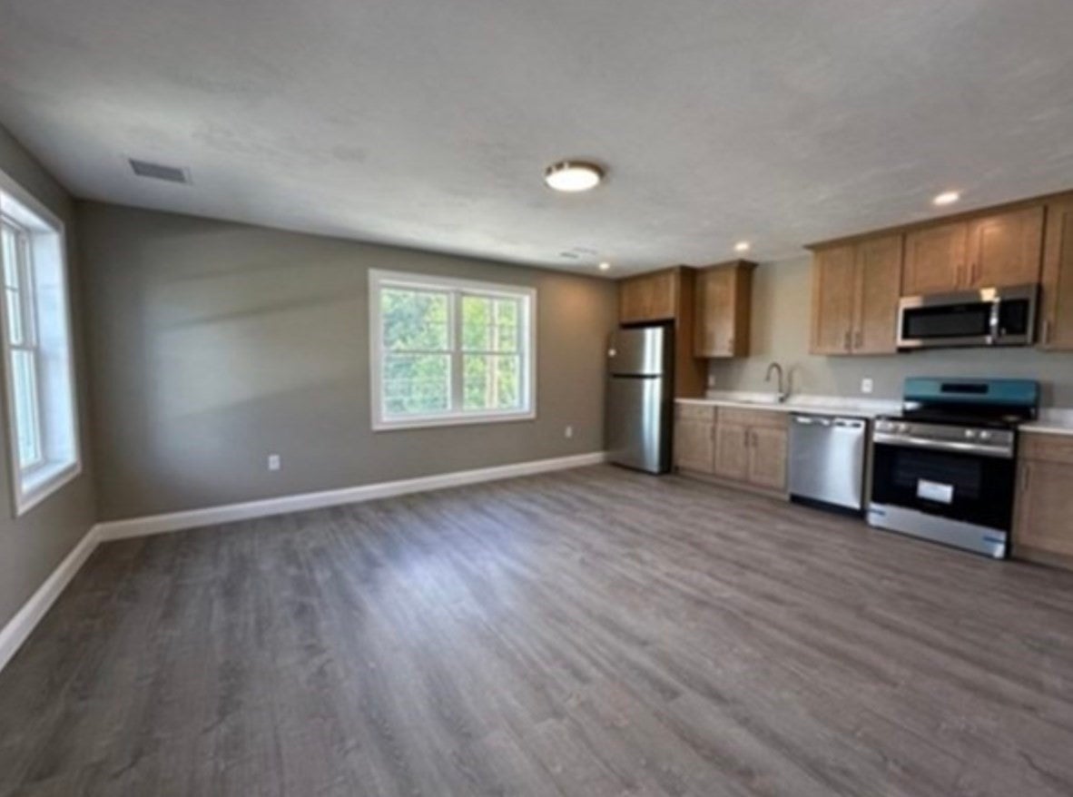 73 Union St #2, Holbrook, MA, 73 Union St #2, Holbrook, MA Photo #1