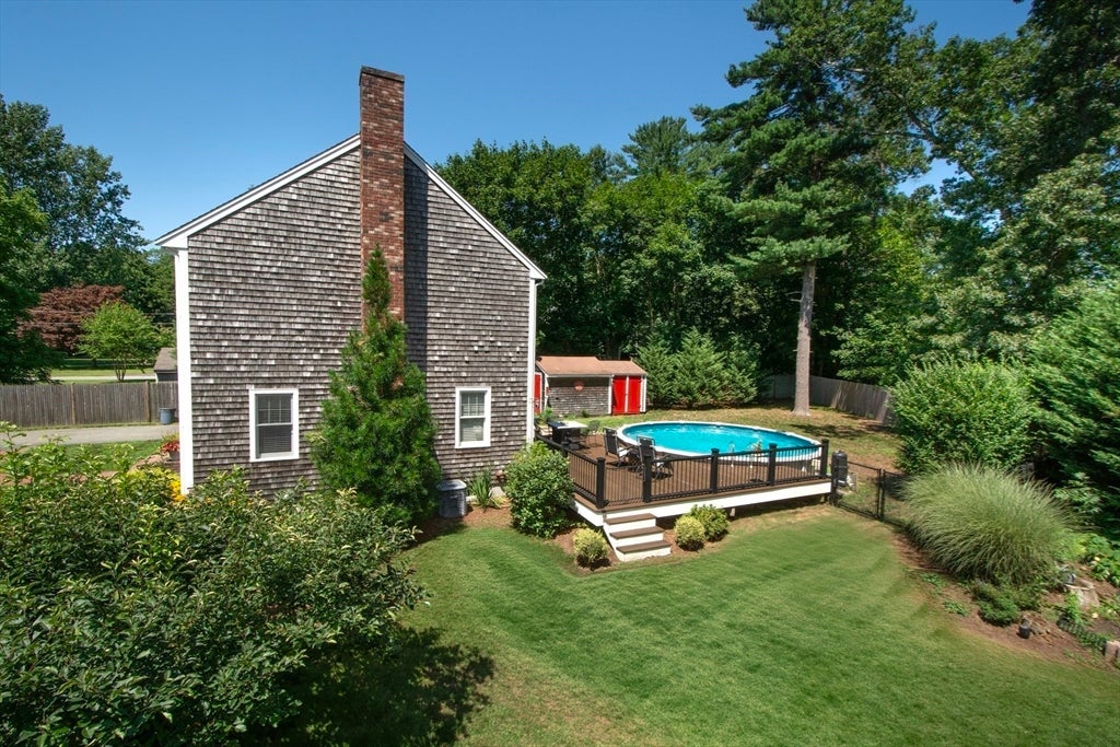 26 Pine St