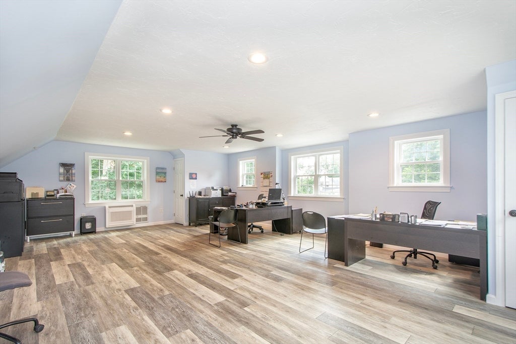 26 Pine St, Hanson, MA Photo #27