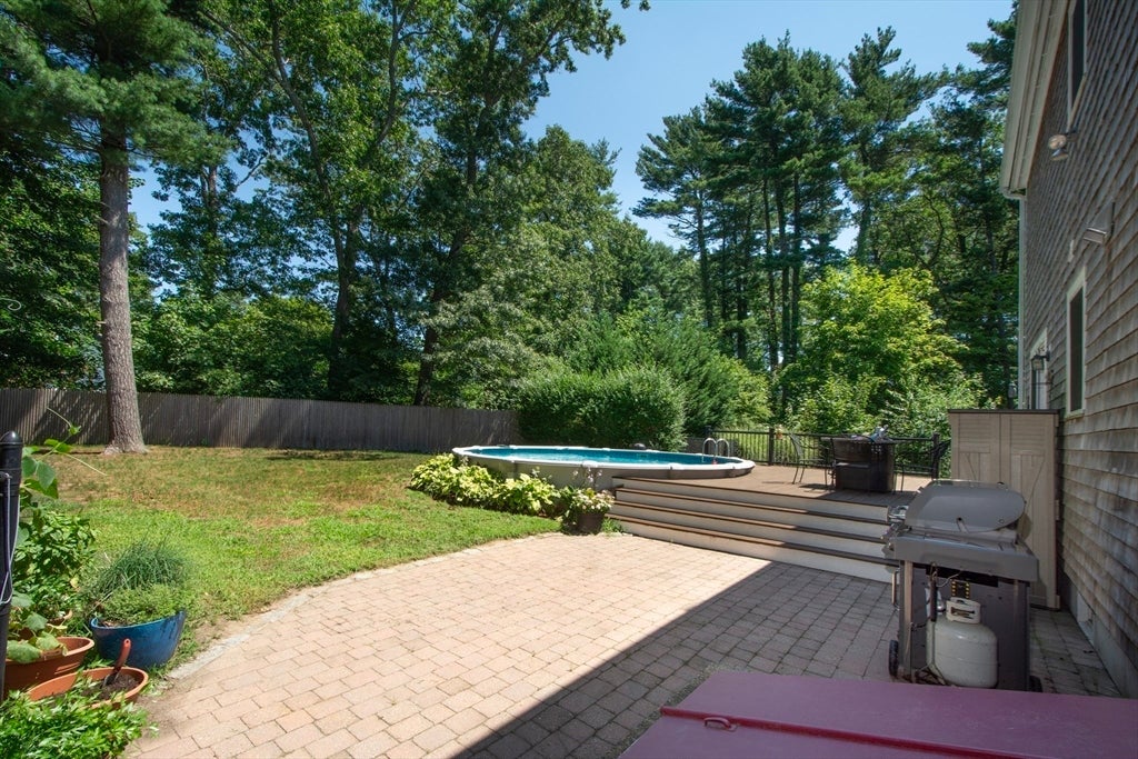 26 Pine St, Hanson, MA Photo #28