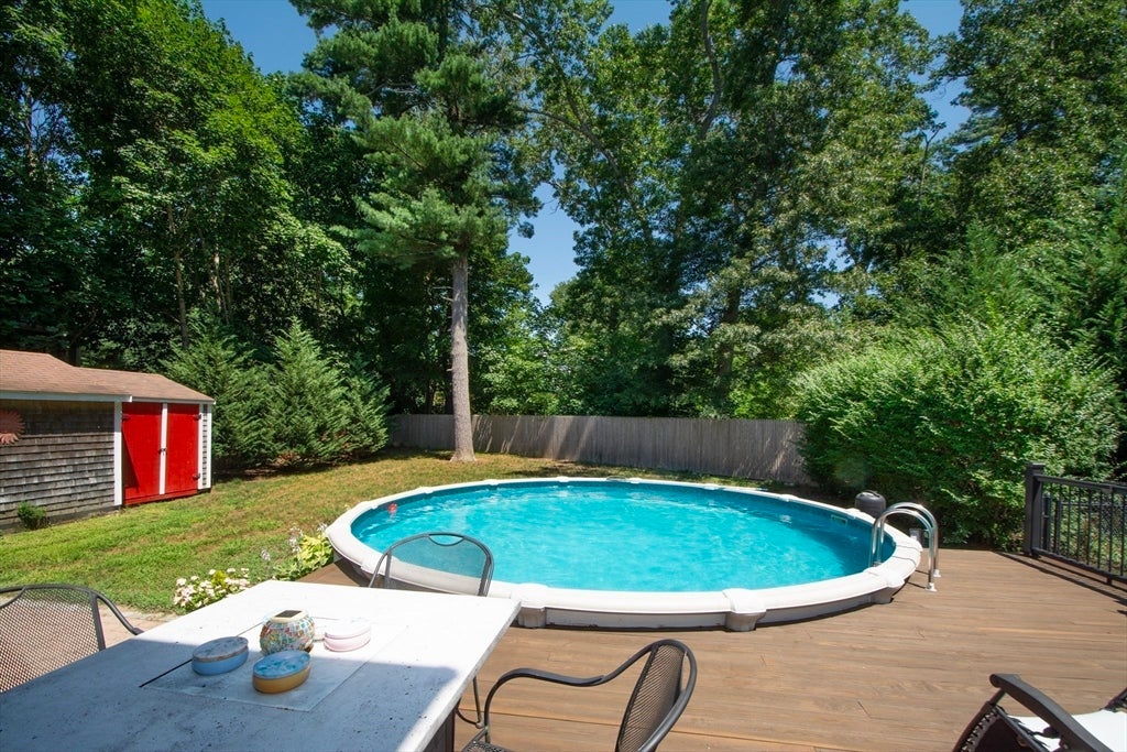 26 Pine St, Hanson, MA Photo #30