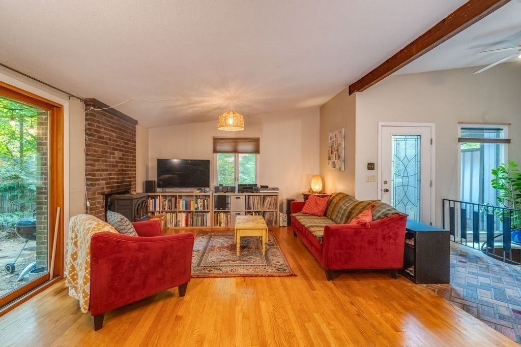 76 Stony Hill Rd, Amherst, MA Photo #11