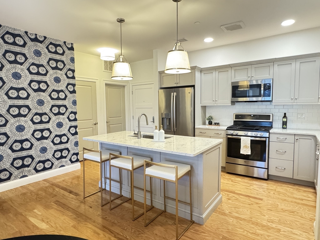 1 Revolution Way 307