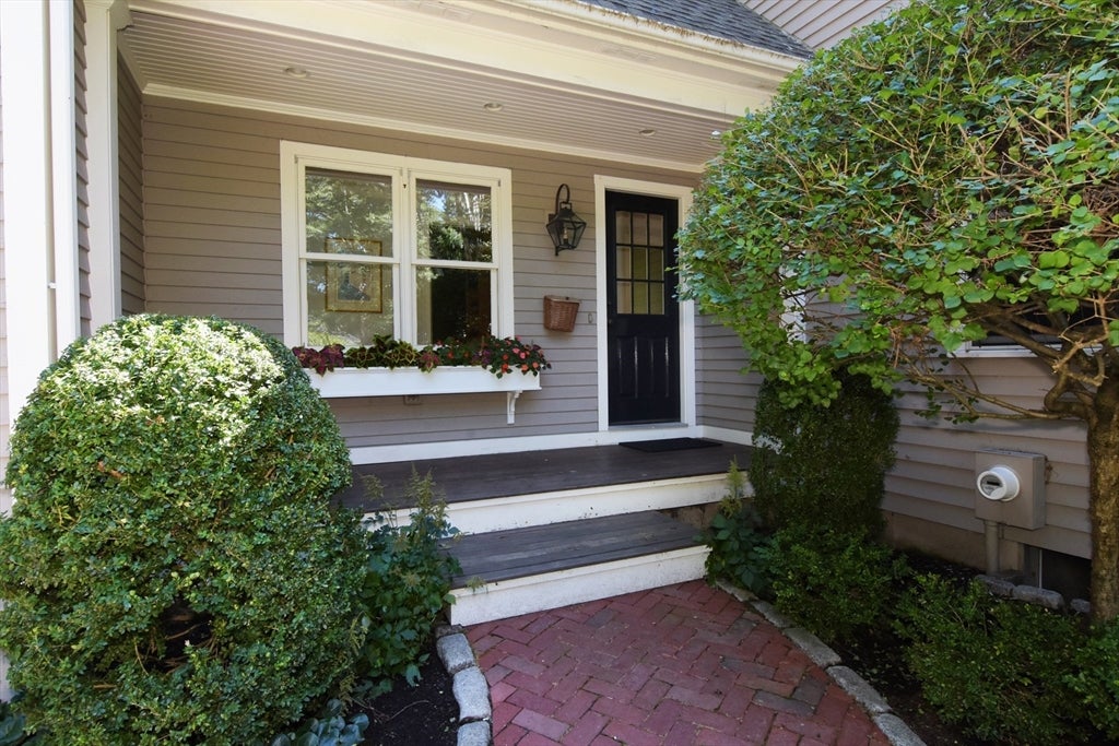 21 Foxwood Cove, Holliston, MA, 21 Foxwood Cove, Holliston, MA Photo #2