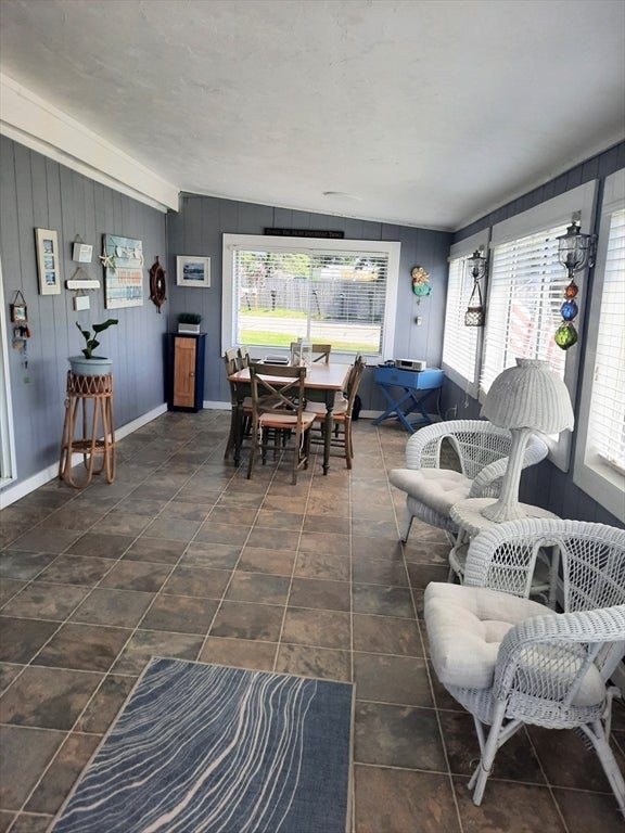 Photo 6 Photo 6