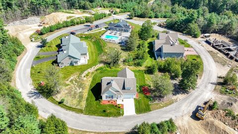 Photo of 38 Crestwood Circle #38, Rochester, MA 02770 (MLS # 73507397)