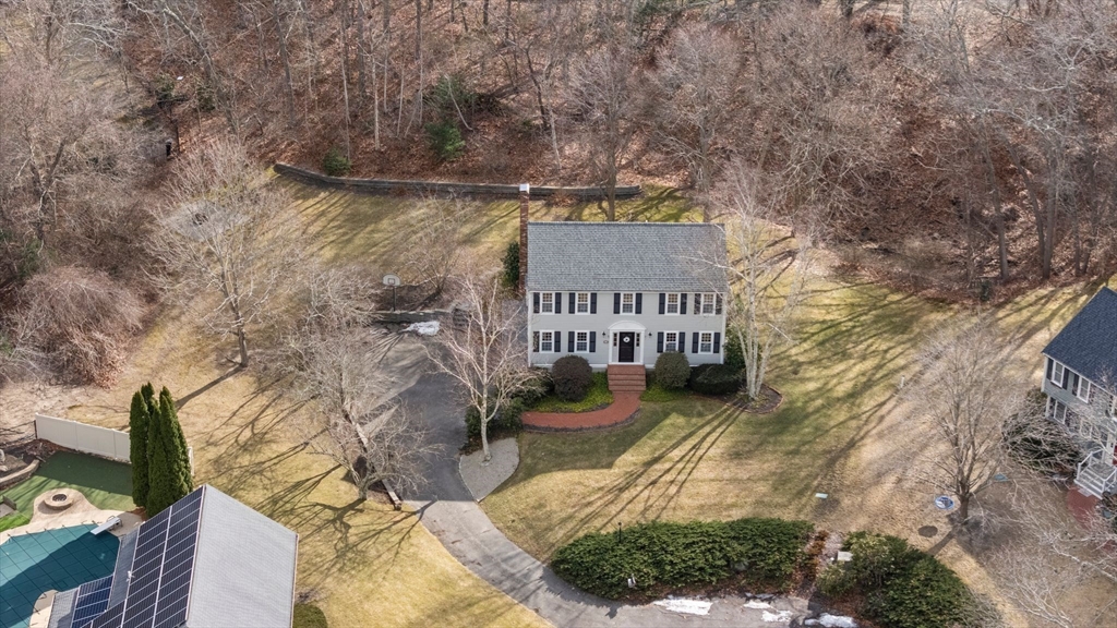 22 Pierce Ave