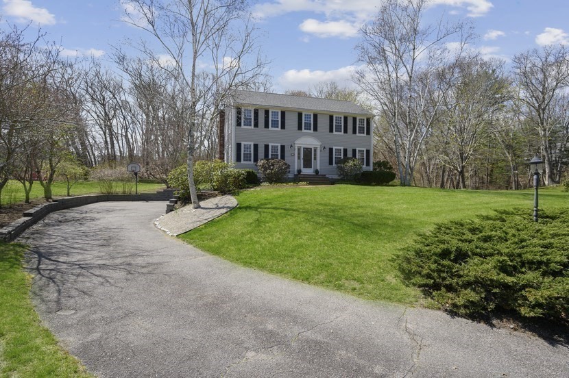 22 Pierce Ave