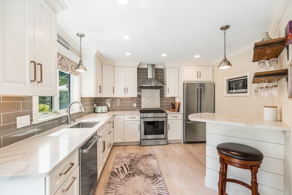 582R Hale St #1, Beverly, MA Photo #8