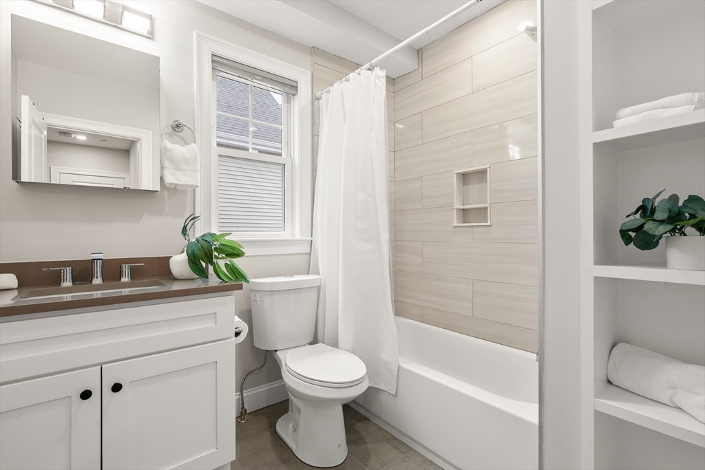 13 Belknap St #13, Arlington, MA Photo #22