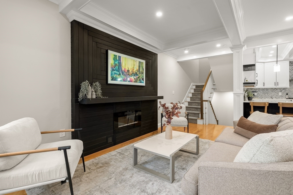 13 Belknap St #13, Arlington, MA Photo #5