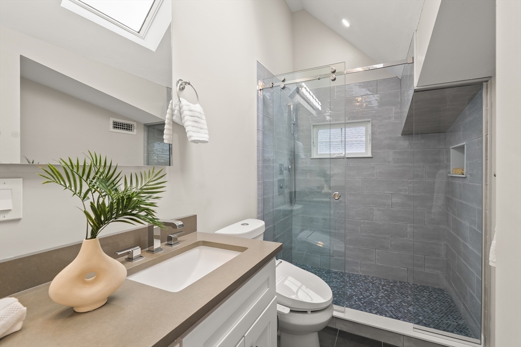 13 Belknap St #13, Arlington, MA Photo #29