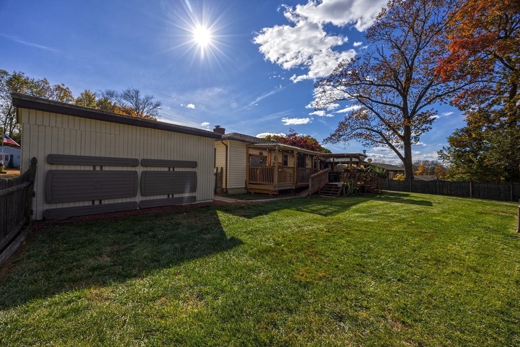 68 Parenteau Dr, Chicopee, MA Photo #33