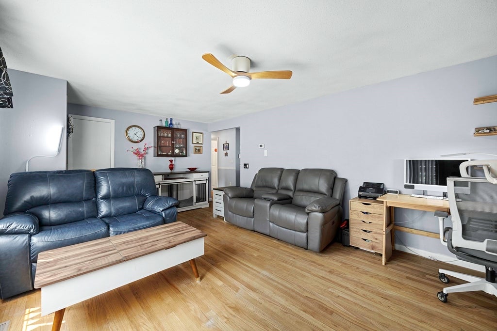 68 Parenteau Dr, Chicopee, MA Photo #15